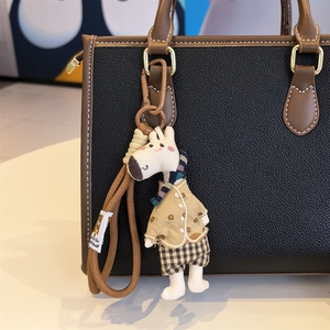 Écharpes rétro, pendentifs cerf, poupées en tissu artisanales, porte-sacs, porte-clés, sacs d'école pour étudiants et accessoires - Product Image 2