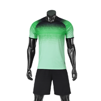 Neues benutzer definiertes Retro-leeres Fußballtrikot-Fußball bekleidungs set