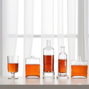 Bouteilles en verre transparent de haute qualité vides Bouteilles liquides multiformes Vodka Whisky <span class=keywords><strong>Tequila</strong></span> avec bouchon en liège - Product Image 6