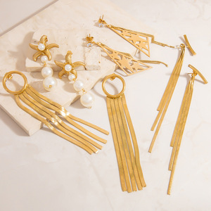 Pendientes colgantes con borlas geométricas de acero de titanio de color oro de 18 quilates para mujer, joyería de fiesta EH11804 - Product Image 2