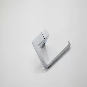Set di 6 Accessori da Bagno in Lega di Zinco Cromata: Mensola Portasciugamani, Anello Portasciugamani, Portarotolo Carta Igienica, Gancio Porta Accappatoio, Porta Bicchiere, Portasapone - Product Image 5