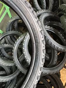 Pneus de vélo pour enfants <span class=keywords><strong>12</strong></span> 14 16 18 20 <span class=keywords><strong>pouces</strong></span> x 1,75/1,95/2,125 pour vélos d'équilibre pour enfants, pneus de vélo de montagne - Product Image 4