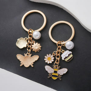Porte-clés abeille métal Kawaii fleur <span class=keywords><strong>marguerite</strong></span> perle insecte porte-clés sac breloques émail tournesol voiture porte-clés pendentif femmes accessoires - Product Image 4