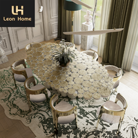Juego de Comedor de Lujo Personalizado, Muebles para Comedor, Mesa de Comedor de Lujo Ovalada Blanca y Dorada con Diseño de Esferas de Acero Inoxidable