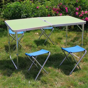 Conjunto de cadeira de acampamento, conjunto de cadeiras portátil de alumínio de 4ft para acampamento, tabela de acampamento com 4 cadeiras, mesa dobrável