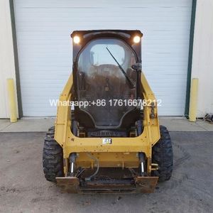 Cargadora Económica Usada CAT 226 Mini Cargadora en Buen Estado, Barata en Venta, de Segunda Mano con Alta Calidad y Bajo Precio - Product Image 2