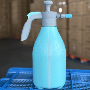 เครื่องพ่นยาแบบมือ 3 ลิตร หัวฉีดแบบปืน สีฟ้า สำหรับทำสวน ทำความสะอาดรถยนต์ - Product Image 1