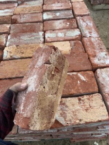 Qualità Premium mattoni di argilla rossa per la costruzione ordinatamente impilati tecnica sinterizzata sottili mattoni refrattari solidi - Product Image 3