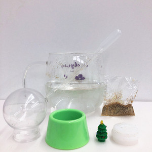 ホット販売カスタムメイド樹脂ガラススノーグローブパーソナライズされたDIYクリスマス飾りと家の装飾 - Product Image 2