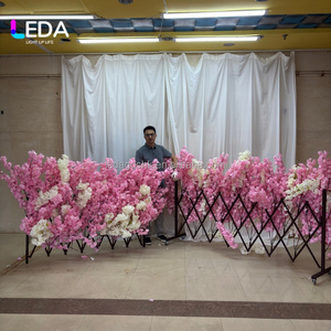 LEDA ขายส่ง ผนังดอกซากุระสีชมพูขาวประดิษฐ์ พับได้ ถอดประกอบได้ ฉากหลังดอกไม้สำหรับงานแต่งงาน งานอีเว้นท์ งานปาร์ตี้ - Product Image 3