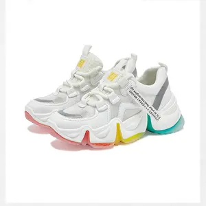 Yeni tasarım özelleştirilmiş gökkuşağı Sneaker Heightend tıknaz kadın koşu ayakkabıları kızlar için