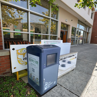 Poubelle intelligente à compactage automatique, alimentée par énergie solaire, de haute qualité, personnalisée, pour les écoles, les communautés et les rues