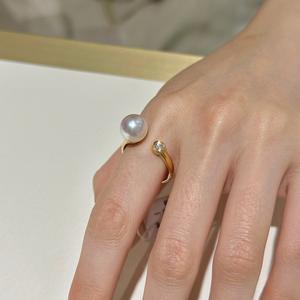 Anillo de Perlas en Forma de Corazón Simple Chapado en Oro de 18K y Plata de Ley S925 para Mujer, Clásico Diario con Incrustación Perfectamente Redonda - Product Image 2