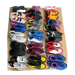 Zapatos de segunda mano para niños y niñas, calzado infantil usado en fardos y sacos, estilos modernos de lona. - Product Image 1