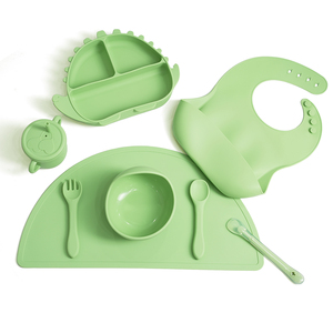 Juego de Alimentación para Bebés Multifuncional de Silicona Platino de Grado Alimenticio, Libre de BPA, Personalizado ODM/OEM, con Plato, Tazón, Vaso, Babero y Tapete - Product Image 4