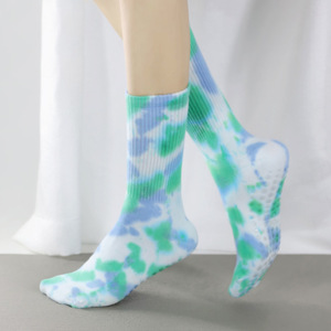 Tie Dye Grip Chaussettes Pilates Logo Personnalisé Antidérapant Athlétique Fille Printemps Chaussettes Sportives Gradient Gradient Crew Chaussettes - Product Image 5
