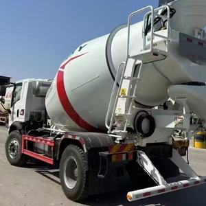 Camión Mezclador de Concreto SANY Usado de 10 CBM, Recién Llegado, con Motor, Portátil, 25000 kg de Peso, 900 Horas, en Stock - Product Image 4