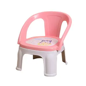 Sedia per l'apprendimento dei bambini per bambini tavoli da pranzo e sedie impilabili in plastica sgabello per schienale ispessito sedia per schienale