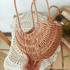Handmade Plastic Wicker Flower Holder Rattan <strong>Storage</strong> <strong>Basket</strong> Flower <strong>Baskets</strong> <strong>Wall</strong> Hanging <strong>Basket</strong> Standing Type with Long Handles - Product Image 4