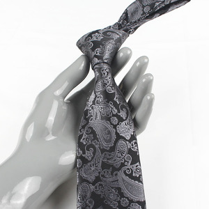 Corbata <span class=keywords><strong>Azul</strong></span> <span class=keywords><strong>Marino</strong></span> Bordada de Seda Orgánica para Hombre, 8 CM, Jacquard con Logotipo en la Punta - Product Image 3
