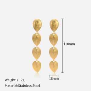 Bijoux de mode tendance unisexe, boucles d'oreilles pendantes en acier inoxydable plaqué or 18 carats en forme de cœur - Product Image 5