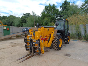 2021 17m 540-170 Le chariot télescopique d'occasion pour Offre Spéciale - Product Image 6