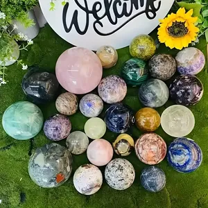Vente en Gros de Décorations en Cristal Naturel Mixte Diverses Boules Sphères en Vrac pour la Guérison à Domicile et le Design d'Intérieur - Product Image 1