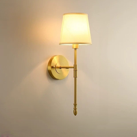 Applique murale en verre rétro de type américain, style français, en laiton massif avec abat-jour en tissu, pour bureau, escalier, chevet
