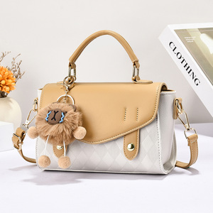 Bolso de Mano Tipo Satchel para Mujer, con Bloques de Color, Adorno de Pompón, Correa Extraíble, Cierre de Solapa Clásico, para Uso Diario - Product Image 4