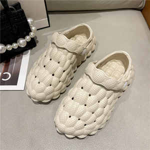 Sandalias de Verano Unisex al por Mayor, Zuecos de Burbuja, Diseño Novedoso, Suela Gruesa, Cómodas y Antideslizantes para Primavera - Product Image 5