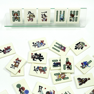 Nhà Máy Sản Xuất Di Động Du Lịch Mahjong Set Acrylic Mini Mahjong Acrylic Bàn Trò Chơi Tùy Chỉnh Biểu Tượng Mahjong - Product Image 3