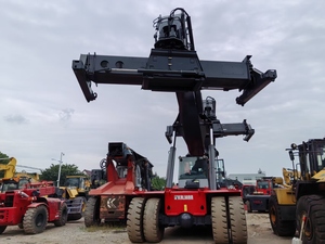 Reach Stacker Kalmar d'occasion : Performances Stables, Faible Usure, Idéal pour la Manutention de Conteneurs - Product Image 2