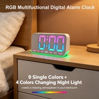 Modernes Neues Design LED RGB Multifunktionaler Digitaler Schreibtisch-Wecker Kalender 13 Farbwechsel Ambiente-Beleuchtung für Schüler und Kinder