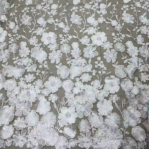 Tessuto in Pizzo Nigeriano di Alta Qualità con Ricamo Floreale 3D, Pizzo Africano Ecologico per Abiti da Festa e da Sposa - Product Image 1