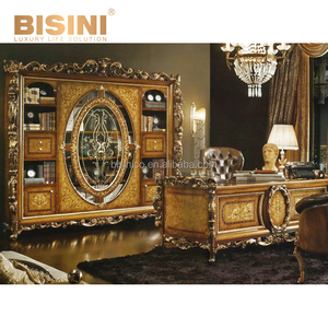 Table à manger longue et ornée de style classique en bois sculpté à la main, réplique exquise, pour 8 personnes - Product Image 4