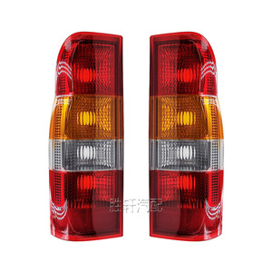 Conjunto de Luz Trasera de 12V para Ford Transit Mk6, Modelos 00-06, Lado Izquierdo y Derecho - Product Image 1