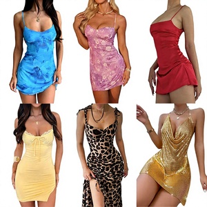 Venta al por mayor de ropa de segunda mano de alta calidad de Fujian, China, para el verano de 2026, surtido variado para mujer, lista para reventa, envío aleatorio. - Product Image 1