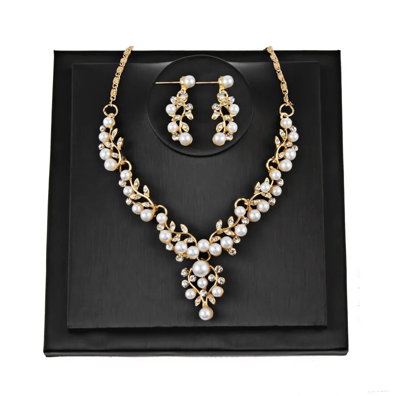 KOMI Indian Bridal Leaf Crystal Rhinestone Gold Plated Artificial Pearl Necklace Earrings Jewelry for Wedding