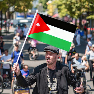 Banderas de Mano de Jordania al por Mayor 2026, Bandera de Mano de Ocho Países de <span class=keywords><strong>Asia</strong></span>, Decoración para el Día Nacional, Poliéster - Product Image 3