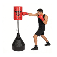 Sac de frappe réglable sur pied pour MMA, Muay Thai, Kickboxing, avec logo personnalisé, en cuir PU, base en PE, équipement de fitness pour la maison et la salle de sport