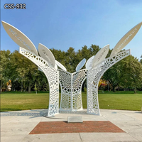 Grande sculpture de jardin de sphère de goutte d'eau en acier inoxydable moderne décorée urbaine extérieure