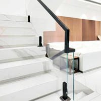 Rampe en verre pour balcon et main courante d'escalier en acier inoxydable SS304/316 pour projets résidentiels et immeubles d'appartements – Prix usine