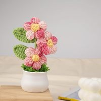 Bunga Rajut Crochet Terlaris dengan Warna Gradasi dalam Pot, Bunga Buatan Tangan untuk Dekorasi Rumah, Kantor, Mobil, Hari Valentine