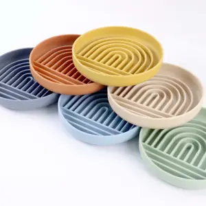 Wholesale Silicon Pet Food Accessories Product Slow Feeder Dog Puzzle Bowl Lick Mat Pet Bowls Feeders