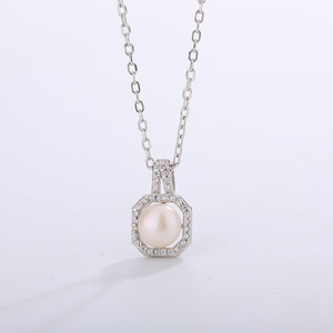 Collier en argent sterling S925 avec perle d'eau douce et pendentif octogonal géométrique, collier de perles délicat et tendance pour femmes - Product Image 2