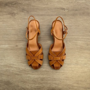 Sandales romaines Baotou rétro en cuir de vachette de luxe, faites à la main, tressées, à talon épais, style universitaire, avec nœud Mary Jane - Product Image 1