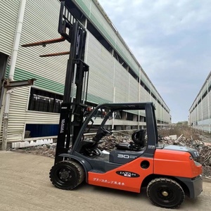 รถยกโตโยต้า FD30 ดีเซล มือสอง ประสิทธิภาพสูง 3 ตัน 8F พร้อมเครื่องยนต์ ปั๊ม มอเตอร์ ชุดเกียร์ - Product Image 3