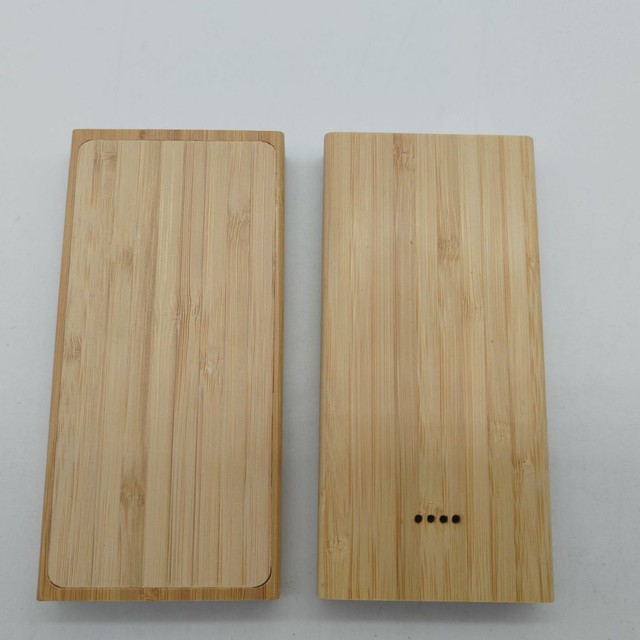 Customizable Logo Bamboo Wooden Square Power Bank Environmentally Friendly Biodegradable 10W Wireless Charging Mobile Supply