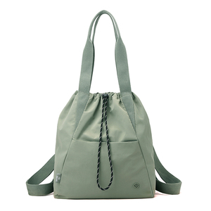 Mochila Universal Impermeable de Nailon con Forro de Poliéster y Cierre de Cremallera para Viajes al Aire Libre - Diseño Unisex - Product Image 2