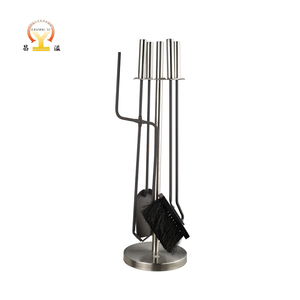 Vente flash : Ensemble d'outils <span class=keywords><strong>pour</strong></span> foyer moderne en métal, 5 pièces, accessoires de nettoyage <span class=keywords><strong>pour</strong></span> foyer <span class=keywords><strong>à</strong></span> <span class=keywords><strong>bois</strong></span>, pinces, brosse, utilisation intérieure/extérieure - Product Image 3